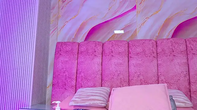 Chat XXX ao vivo de emmacurvy