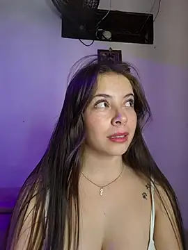 Chat XXX en directo de Emmasweet_Val
