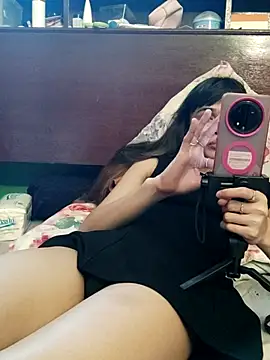 Chat +18 de QueenSoreal ao vivo