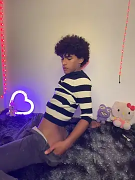 Evans_Femb Live XXX-chat