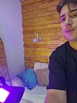 Czat XXX na żywo – sam_vitali