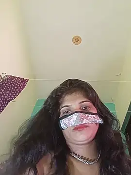 Shreya-Shetty09 Adlı Modelin Canlı XXX Sohbeti