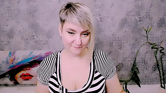 Czat XXX na żywo – Djullia