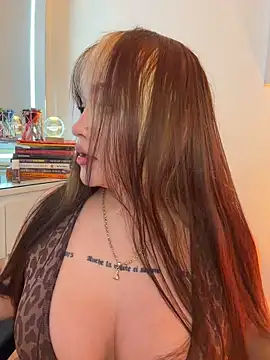 Daniela_ruizz 现场XXX聊天