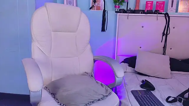 Živý XXX chat Emerald_gh