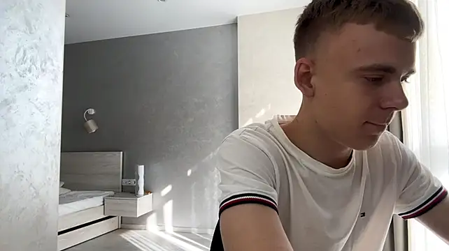 SoloFury 라이브 XXX 채팅