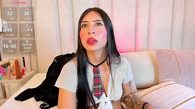 clara_jones_ Adlı Modelin Canlı XXX Sohbeti