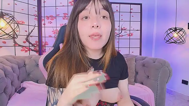 Fluffy_Bubble21's Live XXX Chat