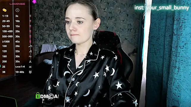 Your_small_bunny's Live XXX Chat