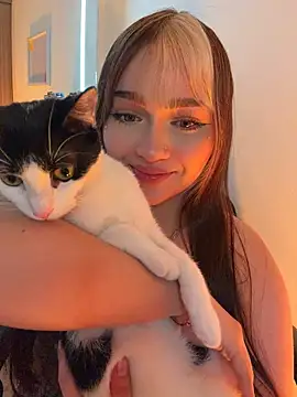 Daniela_ruizz Adlı Modelin Canlı XXX Sohbeti