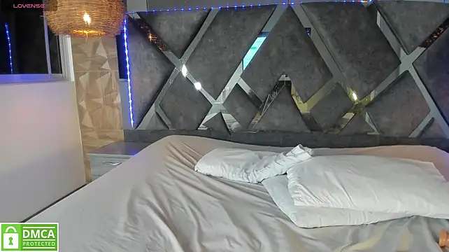 Chatroom XXX en direct de Sophie_Stone19