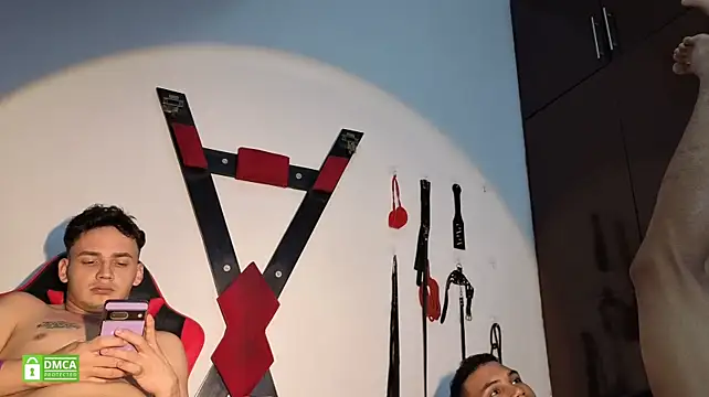 GoldenBoyDuo Live XXX Chat