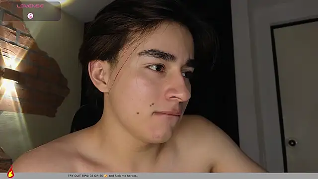 Czat XXX na żywo – Connorr_01