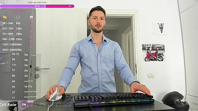 XXX chat uživo modela ZackFraser