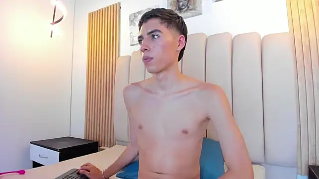 Chat +18 de KENNY_HANK ao vivo
