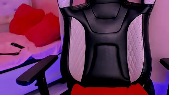 XXX chat uživo modela Alejaa21_