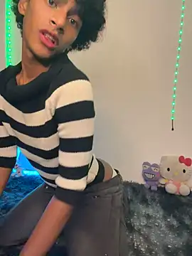 Evans_Femb élő XXX-chatje