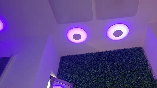 Živý XXX chat realhotfallingdevil