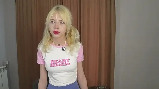 Онлайн чат XXX ChantelDoyen