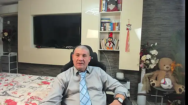 Chat +18 de SpartacusDaddy48 ao vivo