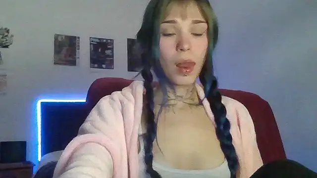צ'אט XXX בשידור חי של loletabb