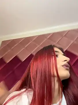 XXX chat uživo modela VixenRosse