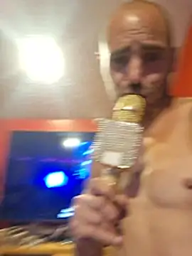 DaddyAndSplashQueen's Live XXX Chat