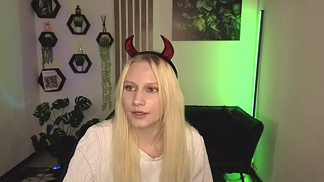 XXX chat uživo modela ElodieRenaud