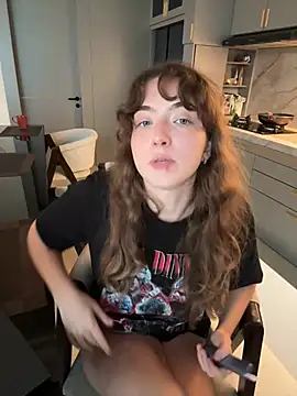 Czat XXX na żywo – Sarahhh_xxx