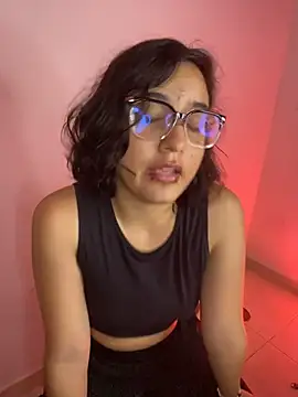 Czat XXX na żywo – kiri_velvet_