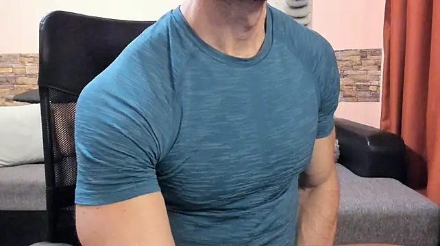 Chat XXX Live HotHunkTrainer