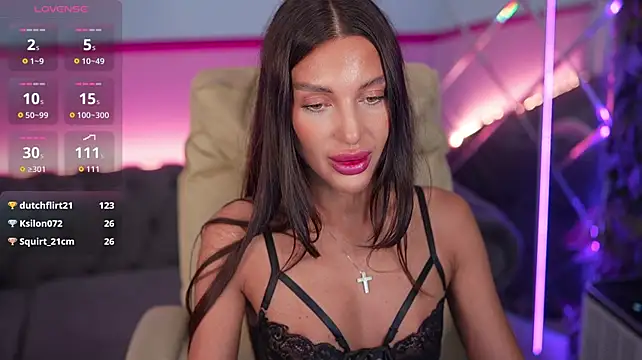 دردشة JasminBee الجنسية المباشرة
