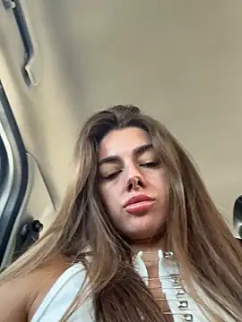 Marta--jess Adlı Modelin Canlı XXX Sohbeti