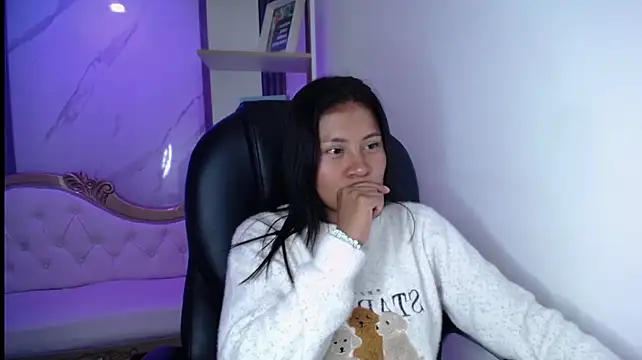 emiily_tk Obrolan Langsung XXX