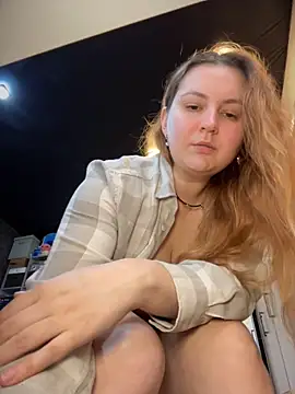 CandyShoopp Adlı Modelin Canlı XXX Sohbeti