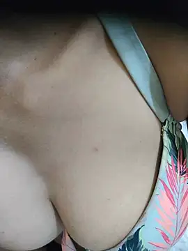 Somya-786's Live XXX Chat