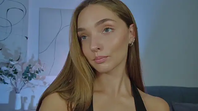 MilaVoss Adlı Modelin Canlı XXX Sohbeti