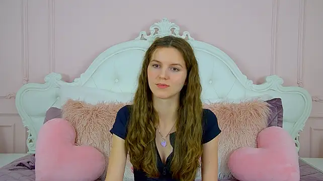 AmaliaLima Adlı Modelin Canlı XXX Sohbeti