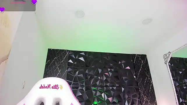 Chat XXX en directo de AnaiaClarck