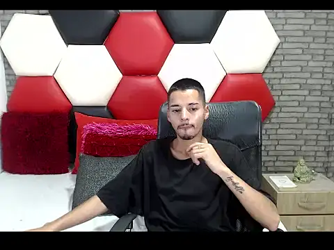 Thristan05 Webcam-Show