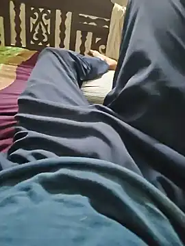 virgin_student_age19n Webbikameraesitys