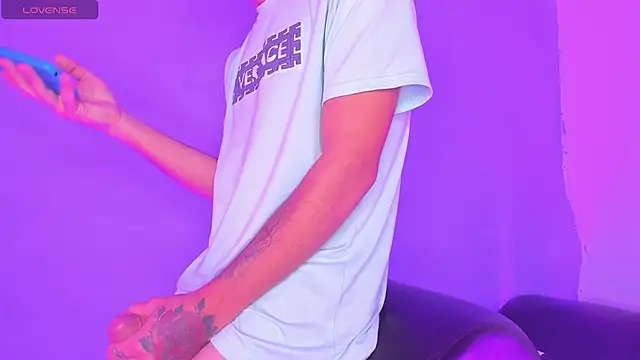 Chat +18 de WhyNotDestroy ao vivo