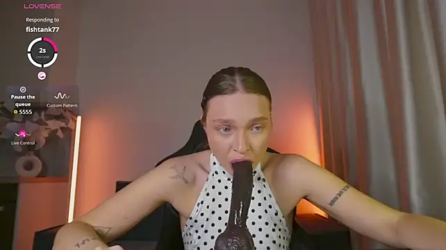 violla_sinzz Chat XXX in diretta