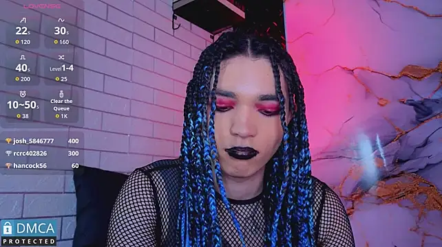 MaeveKuro Adlı Modelin Canlı XXX Sohbeti