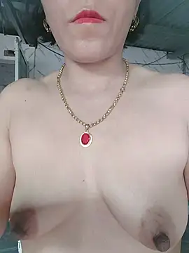 Chat XXX en directo de Minh-chau-