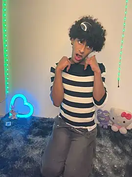 Evans_Femb Live XXX-Chat