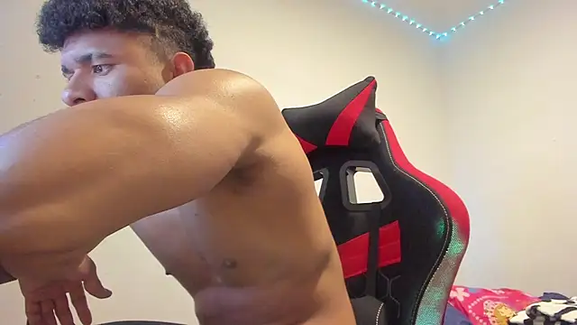 XXX chat uživo modela Jayden_VanceJS