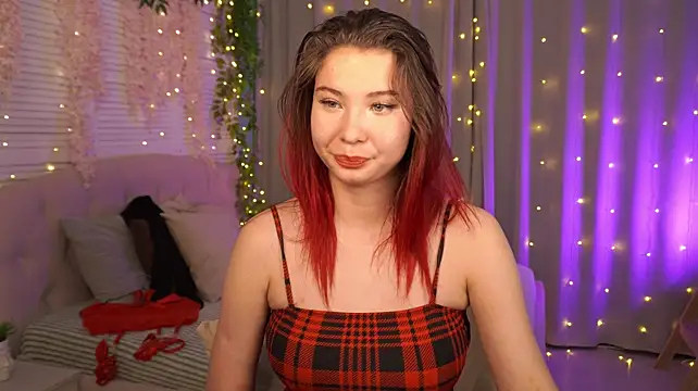 EmmaVerse live XXX chat