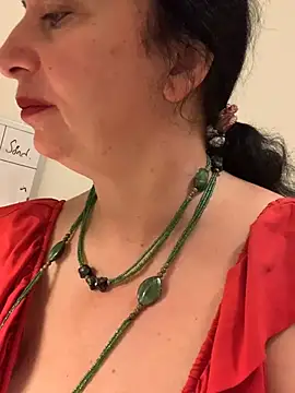 Chat +18 de Lizzaa80 ao vivo