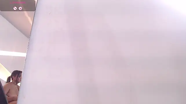 Kendallx0_ Chat XXX in diretta